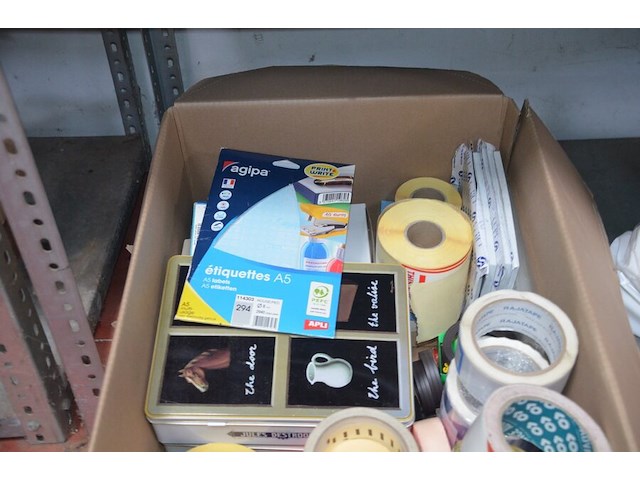 Doos met plakband en etiketten, 8 dweilkoppen - afbeelding 5 van  7