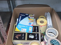 Doos met plakband en etiketten, 8 dweilkoppen - afbeelding 5 van  7