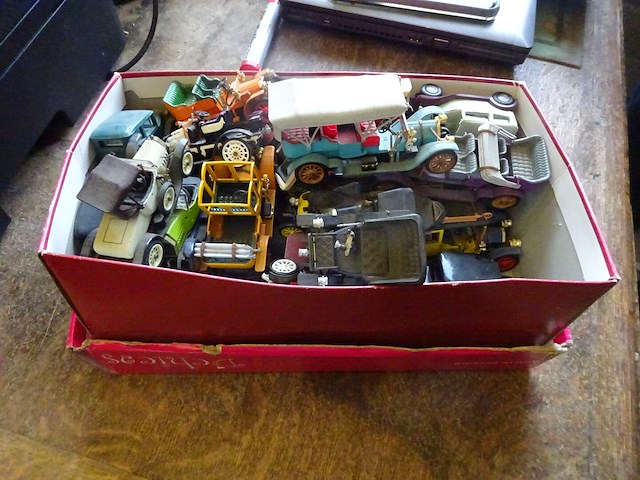 Doos oldtimers 25x - afbeelding 1 van  6