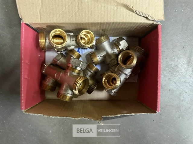 Doos onderverdeelstukken radiator - afbeelding 1 van  5
