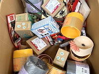 Doos, wo. inh. partij div. huisdieren toebehoren - afbeelding 2 van  3