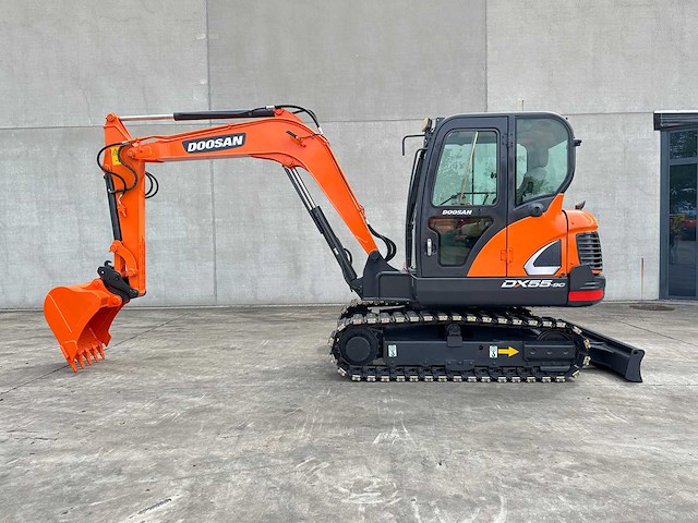 Doosan - 2017 - dx55-9c - midigraafmachine - afbeelding 38 van  40