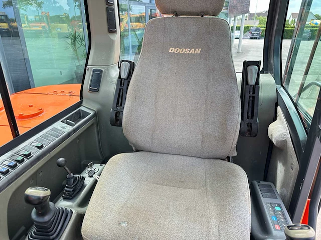 Doosan - 2017 - dx55-9c - midigraafmachine - afbeelding 30 van  40