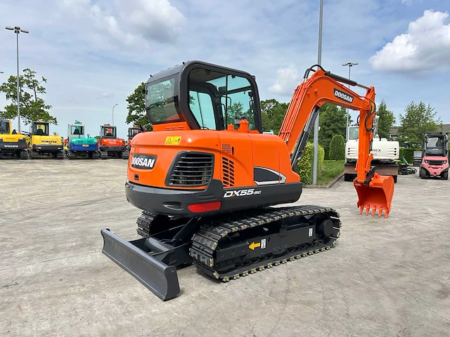 Doosan - 2017 - dx55-9c - midigraafmachine - afbeelding 32 van  40