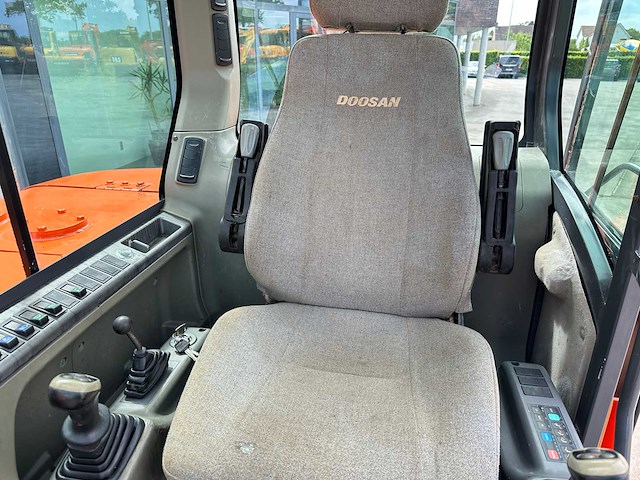 Doosan - 2017 - dx55-9c - midigraafmachine - afbeelding 32 van  40