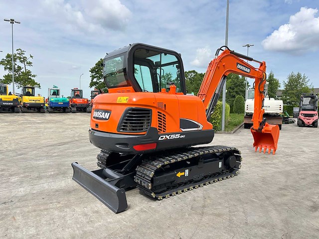 Doosan - 2017 - dx55-9c - midigraafmachine - afbeelding 34 van  40