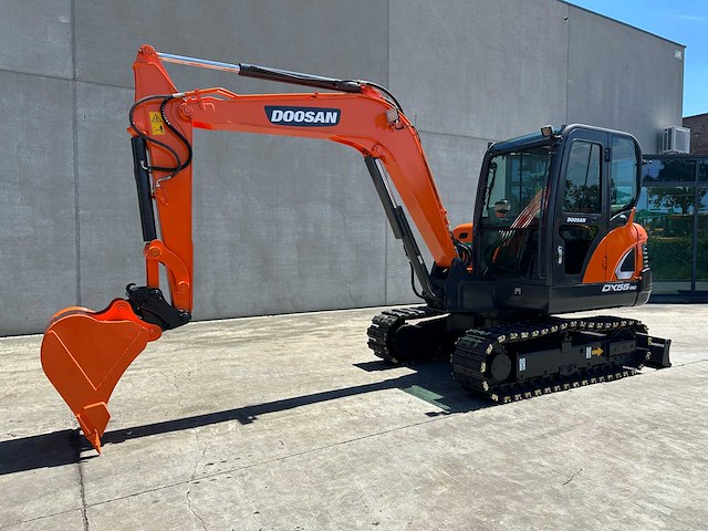 Doosan - 2018 - dx55-9c - midigraafmachine - afbeelding 1 van  39