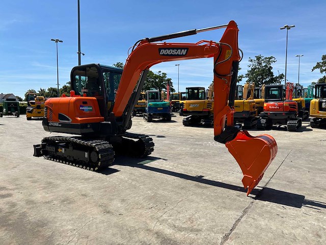 Doosan - 2018 - dx55-9c - midigraafmachine - afbeelding 23 van  39