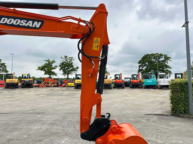 Doosan - 2018 - dx55-9c - midigraafmachine - afbeelding 12 van  40