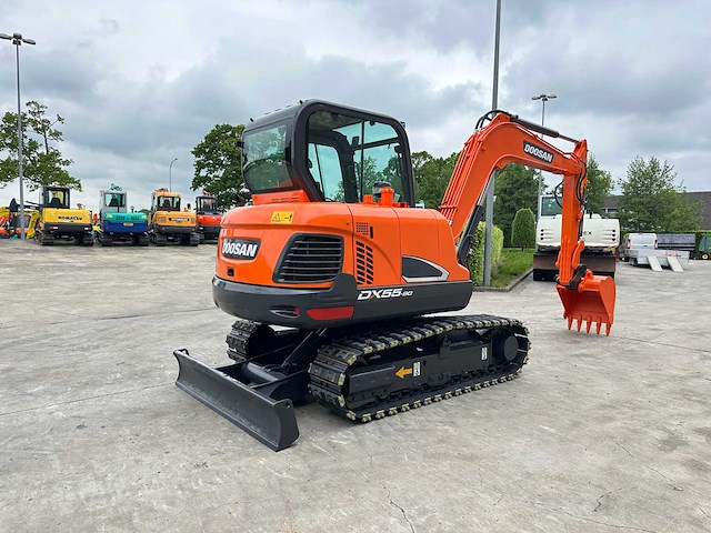 Doosan - 2018 - dx55-9c - midigraafmachine - afbeelding 4 van  40