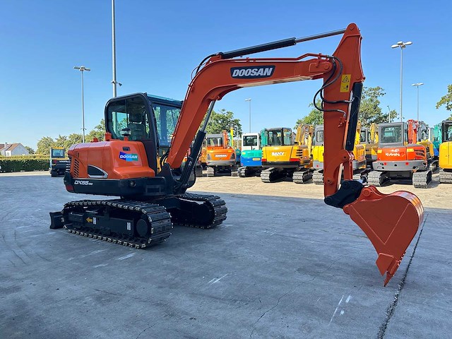 Doosan - 2018 - dx55-9c - midigraafmachine - afbeelding 10 van  22