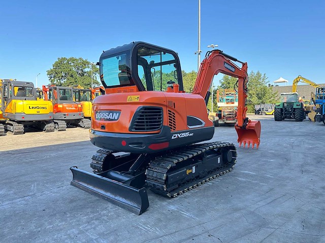 Doosan - 2018 - dx55-9c - midigraafmachine - afbeelding 18 van  22