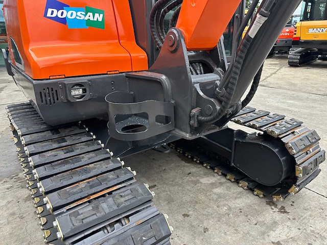 Doosan - 2018 - dx55-9c - midigraafmachine - afbeelding 7 van  40