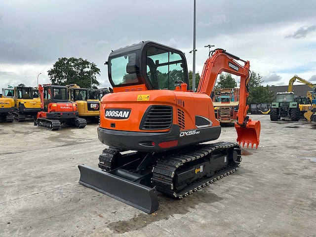 Doosan - 2018 - dx55-9c - midigraafmachine - afbeelding 34 van  40