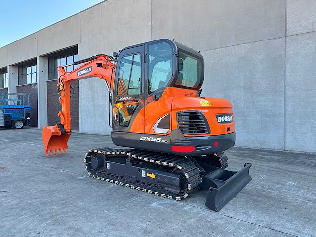 Doosan - 2018 - dx55-9c - midigraafmachine - afbeelding 26 van  29
