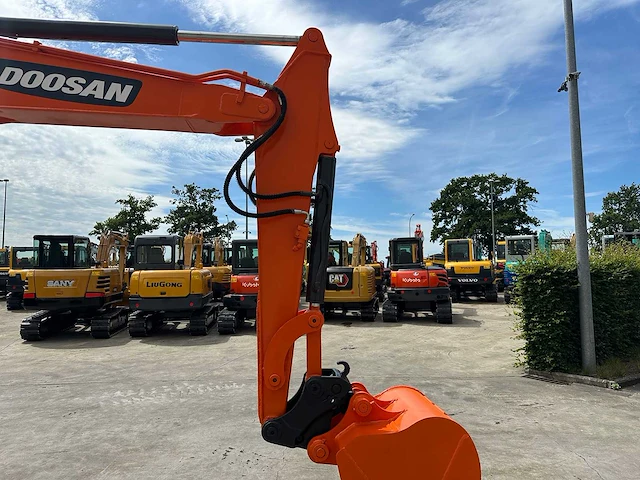 Doosan - 2018 - dx55-9c - midigraafmachine - afbeelding 3 van  41