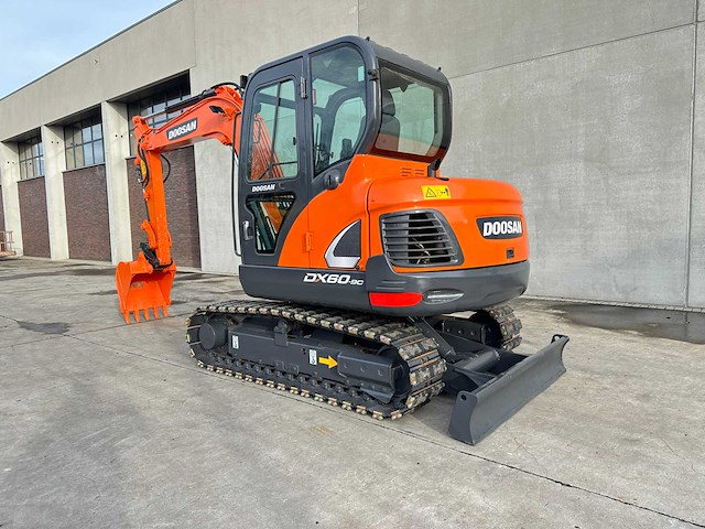Doosan - 2018 - dx60-9 - midigraafmachine - afbeelding 37 van  40