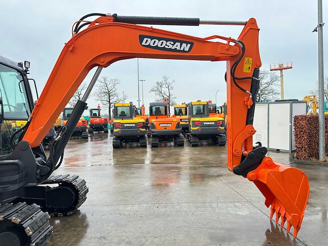 Doosan - 2018 - dx60-9c - midigraafmachine - afbeelding 6 van  41