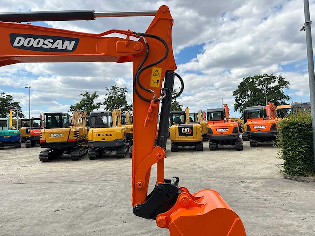 Doosan - 2019 - dx55-9c - midigraafmachine - afbeelding 4 van  41