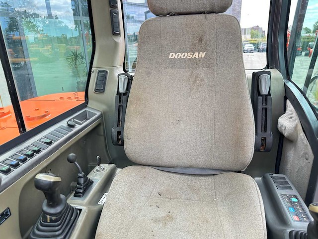 Doosan - 2019 - dx55-9c - midigraafmachine - afbeelding 33 van  41