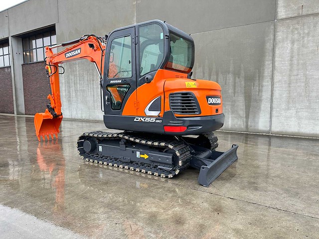 Doosan - 2019 - dx55-9c - midigraafmachine - afbeelding 37 van  40