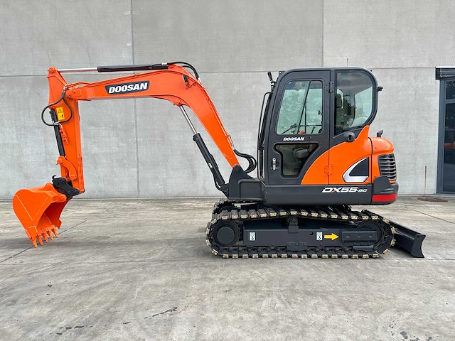 Doosan - 2019 - dx55-9c - midigraafmachine - afbeelding 1 van  1