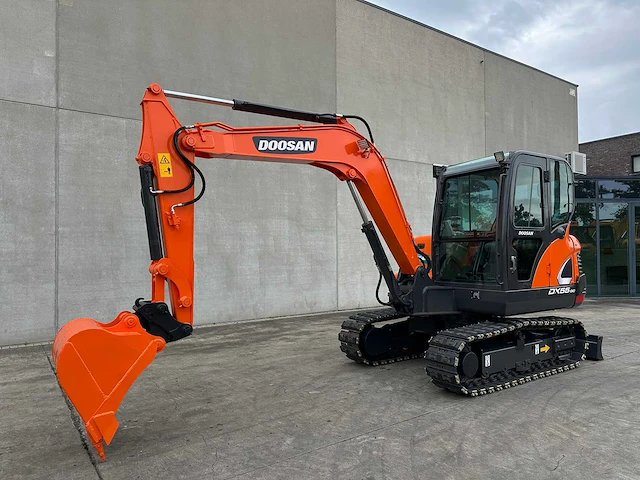 Doosan - 2019 - dx55-9c - midigraafmachine - afbeelding 1 van  40