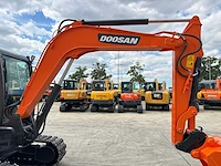 Doosan - 2019 - dx55-9c - midigraafmachine - afbeelding 4 van  41