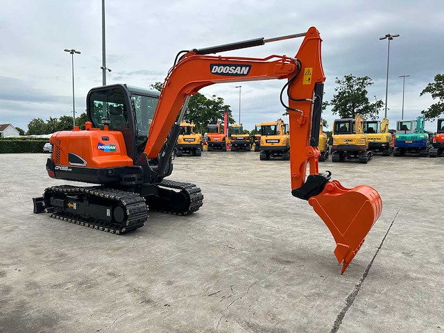 Doosan - 2019 - dx55-9cn - midigraafmachine - afbeelding 23 van  38