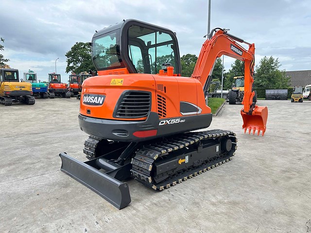 Doosan - 2019 - dx55-9cn - midigraafmachine - afbeelding 32 van  38
