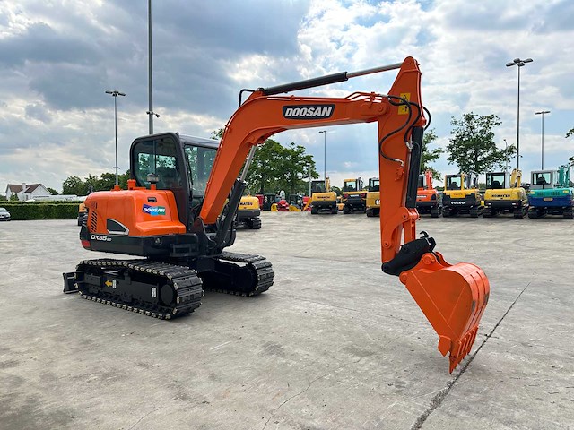 Doosan - 2020 - dx55-9cn - midigraafmachine - afbeelding 23 van  42