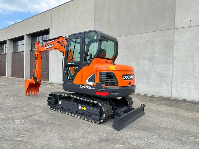 Doosan - 2020 - dx55-9cn - midigraafmachine - afbeelding 39 van  42