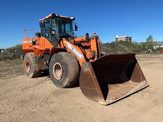 Doosan - dl300-3 - shovel - 2013 - afbeelding 1 van  24