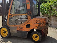 Doosan 3 ton diesel heftruck - gesloten cabine - rotator - vorken inbegrepen - afbeelding 7 van  7