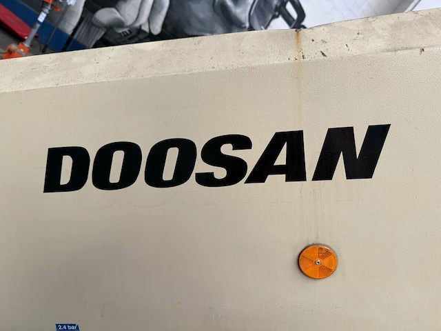 Doosan compressor - afbeelding 8 van  15