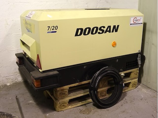 Doosan compressor - afbeelding 7 van  9
