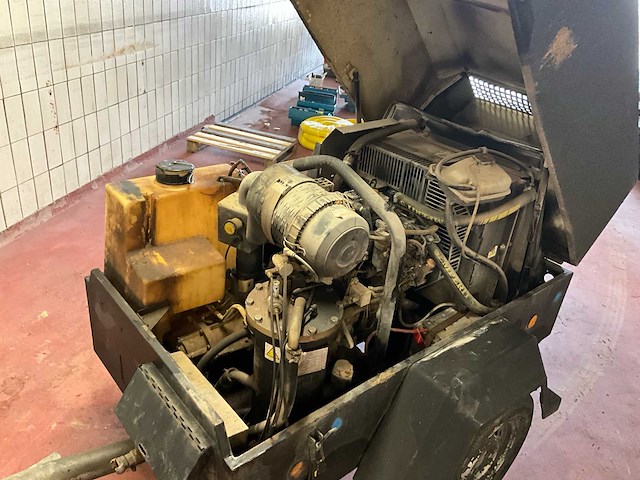 Doosan luchtcompressor - afbeelding 6 van  26