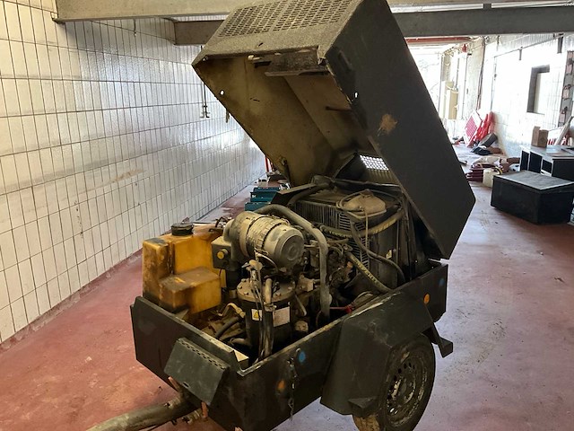 Doosan luchtcompressor - afbeelding 22 van  26