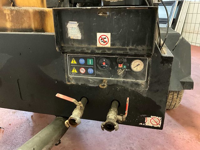 Doosan luchtcompressor - afbeelding 13 van  26