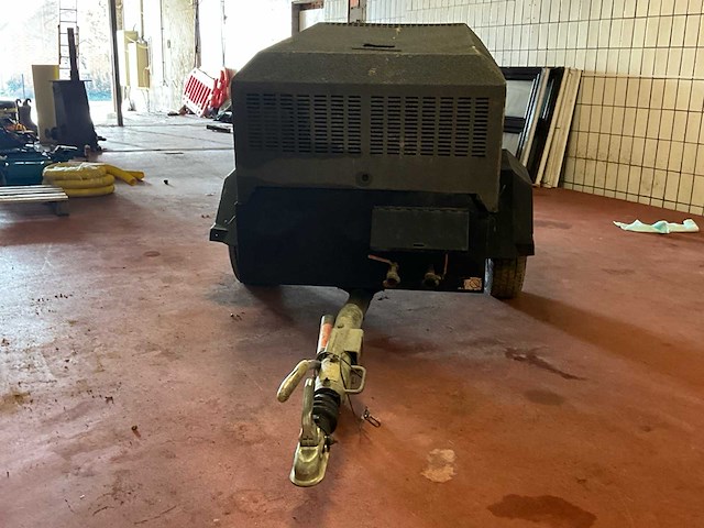 Doosan luchtcompressor - afbeelding 16 van  26