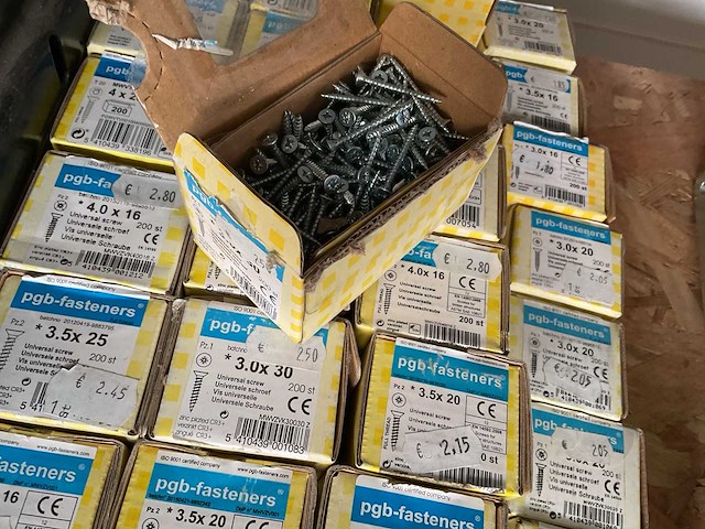 Doosjes hout schroeven - afbeelding 3 van  5