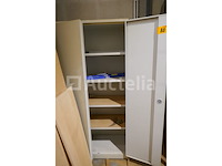 Dossierkast en meubels + diverse items - afbeelding 3 van  5