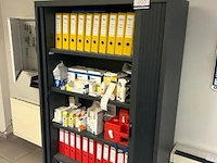 Dossierkast vv jaloeziedeuren