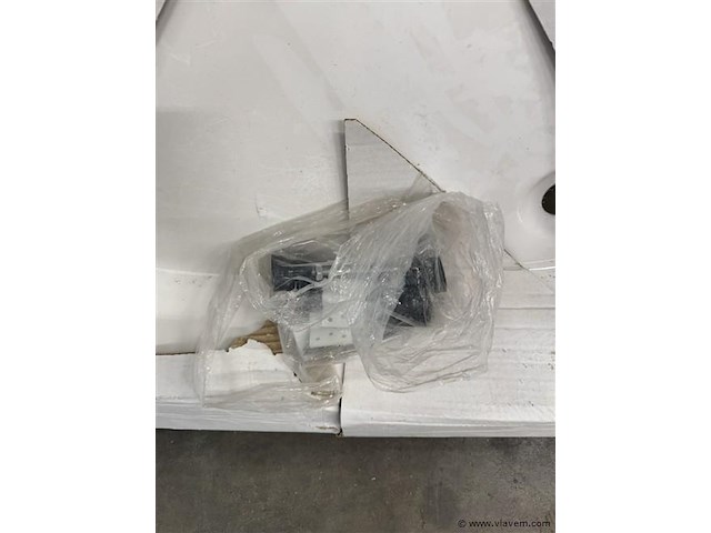 Douchebak 90x90 met stelpoten - afbeelding 2 van  3