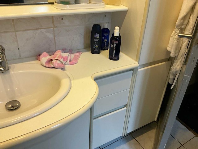 Douchecabine + meubel - afbeelding 3 van  7