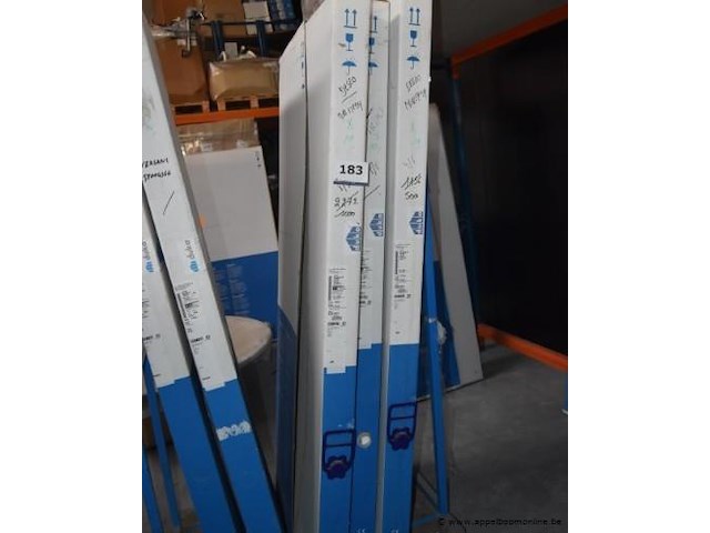 Douchedeur en wanden duka acqua r5000 best uit 2x qtw2l (1600x2000)en qw2r (900x2000) (foto ter illustratie, let op rechts /links) - afbeelding 1 van  2