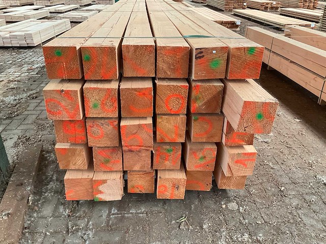 Douglas balken 150x150 mm (30x) - afbeelding 2 van  5