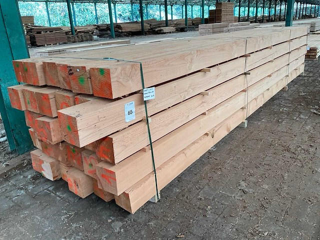 Douglas balken 150x150 mm (30x) - afbeelding 1 van  1