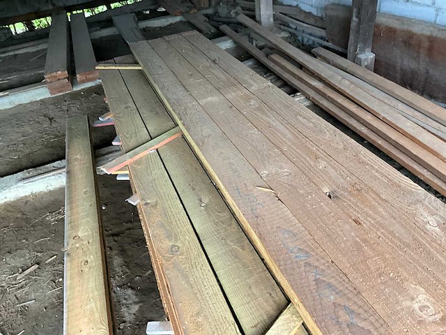 Douglas balken (40x) + divers grenen hout - afbeelding 4 van  9