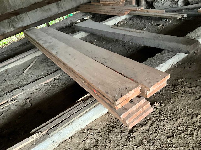 Douglas balken (40x) + divers grenen hout - afbeelding 6 van  9